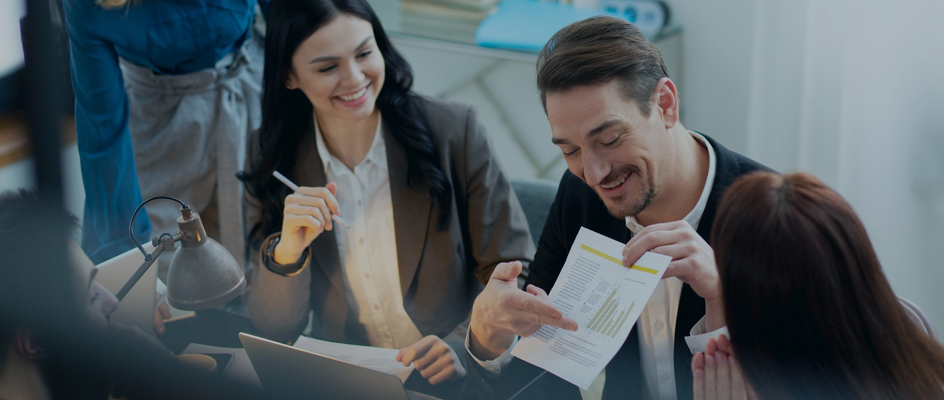 為企業(yè)提供咨詢及認(rèn)證，讓企業(yè)省時省心